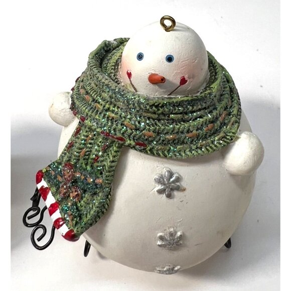 Penguin & Snowman Christmas Figurines With Scarves & Hats - Festive Holiday Deco - Picture 3 of 5